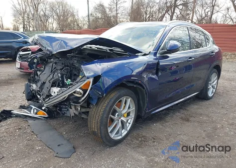 2021 Alfa Romeo Stelvio Ti Awd from USA, damaged, VIN ZASPAKBN0M7D16647